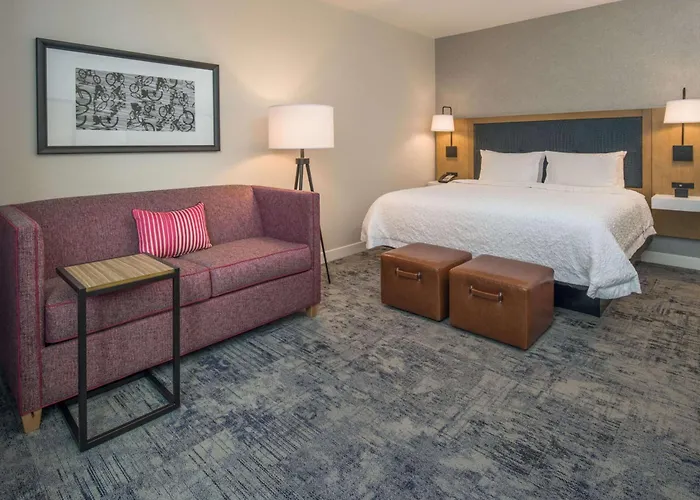 Hampton Inn And Suites By Hilton Portland-Pearl District
