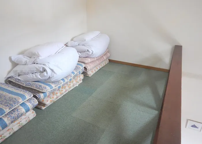 Shimukappu Hotels