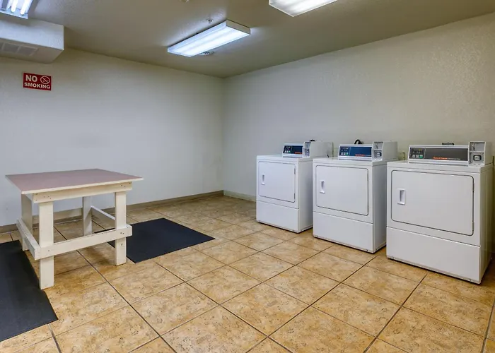 All Towne Suites Saint Robert