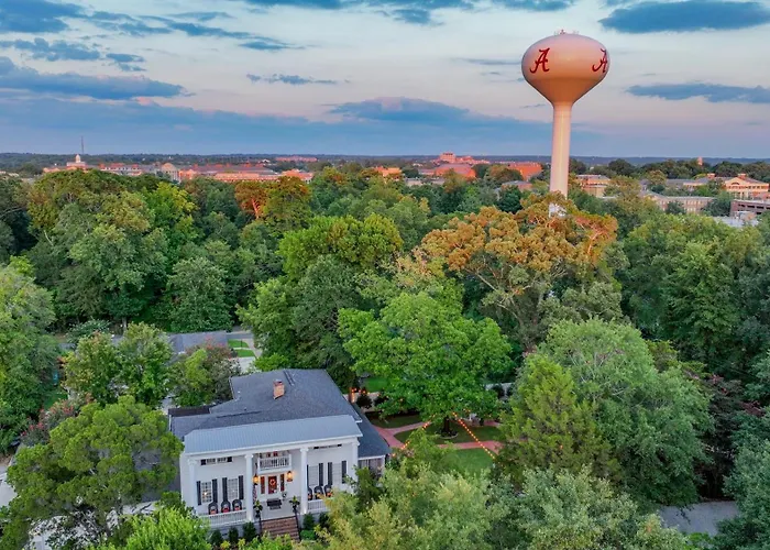 Bama Bed And Breakfast - Wisteria Suite Tuscaloosa