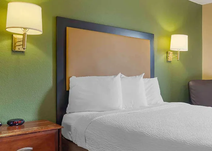 Extended Stay America Select Suites - Houston - Sugar Land