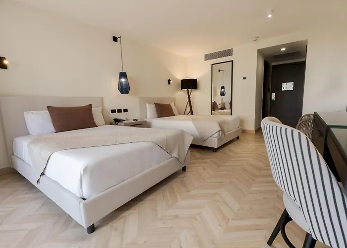Santo Domingo Hotels