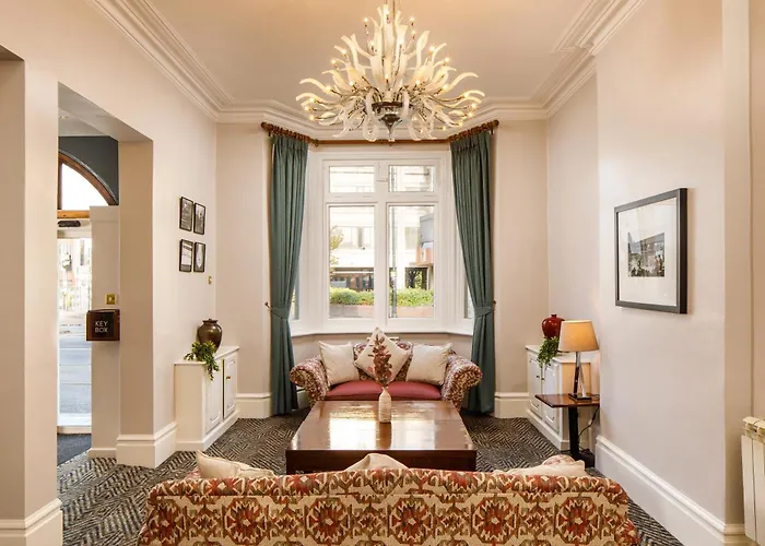 Staines-upon-Thames Hotels