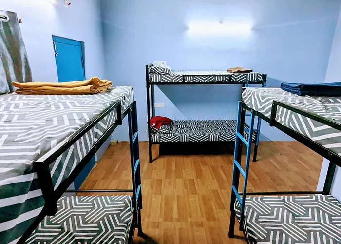 Paderu Hotels