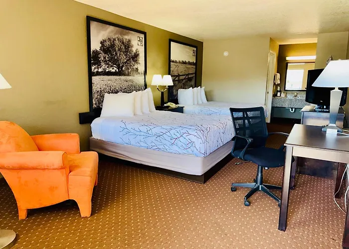 Hill Country Inn & Suites - New Braunfels, Gruene