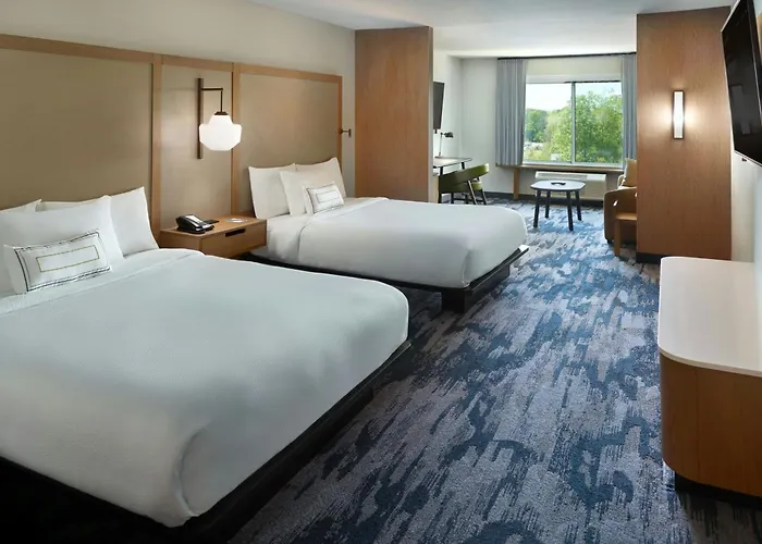 Fairfield Inn & Suites Locust Grove I-75 South