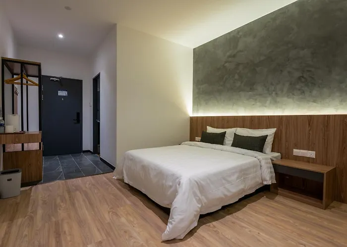 Mabul Island Hotels
