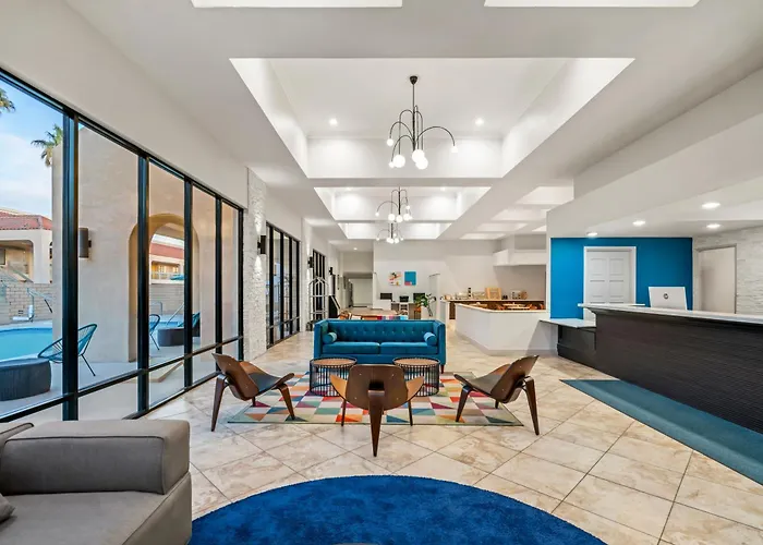 Indio Hotels