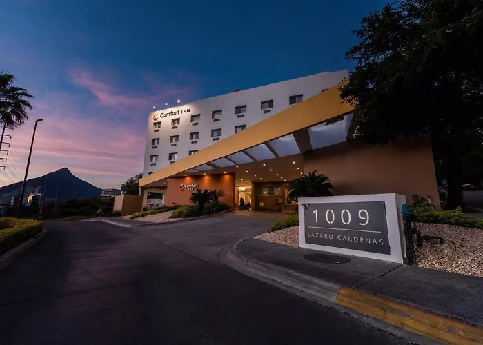 Comfort Inn Monterrey Valle San Pedro Garza Garcia