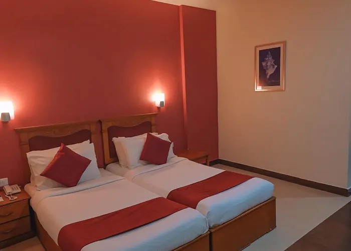 Tiruvalla Hotels