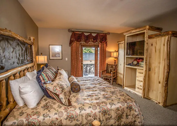 Sterling & Sage Hotel Chama