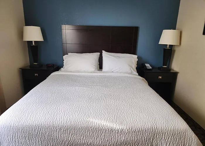 Holiday Inn Express Hotel & Suites Cadillac By Ihg