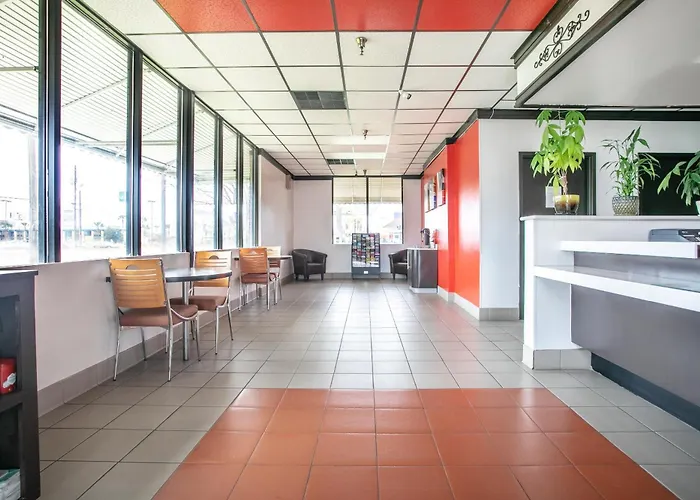 Oyo Hotel Lake Park-Valdosta I-75