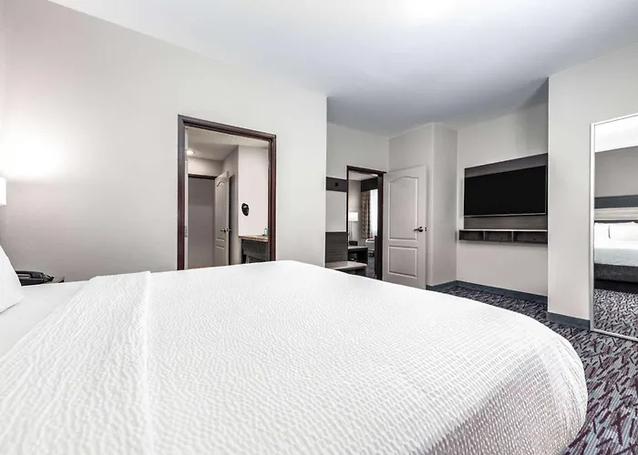 La Quinta By Wyndham Allen At The Village