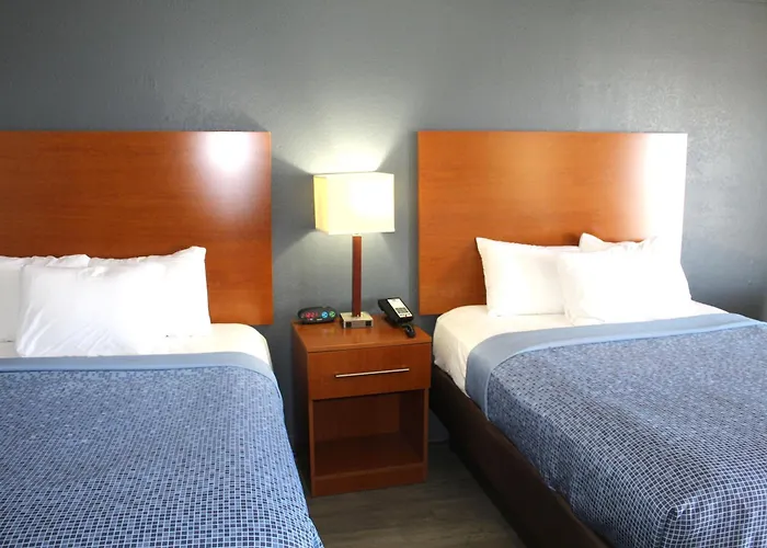 Econo Lodge Franklin South