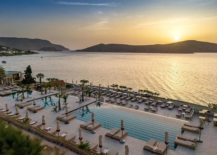 Elounda (Crete) Hotels