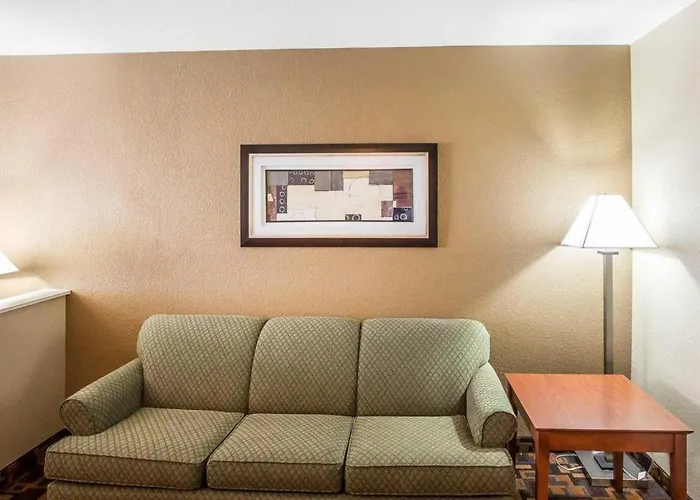 Quality Inn & Suites Mount Juliet