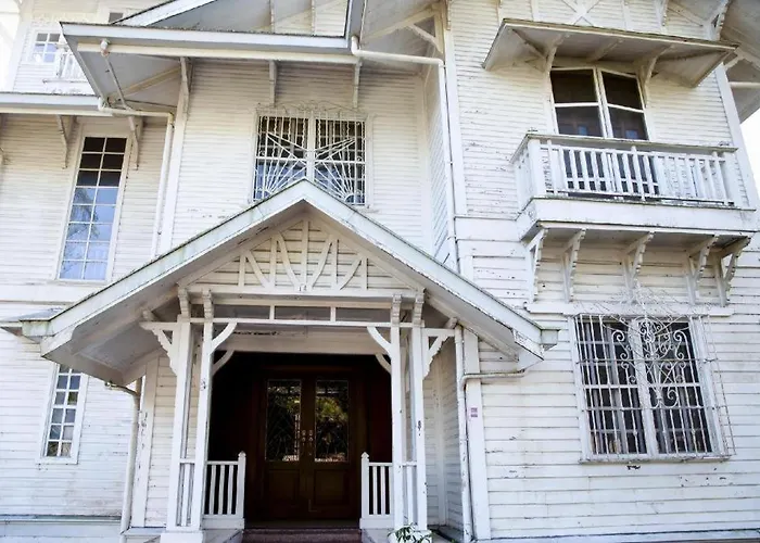 Camp John Hay Hotels
