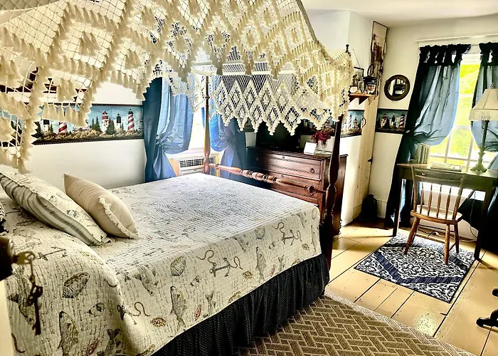 The Bella Ella Bed And Breakfast Canandaigua