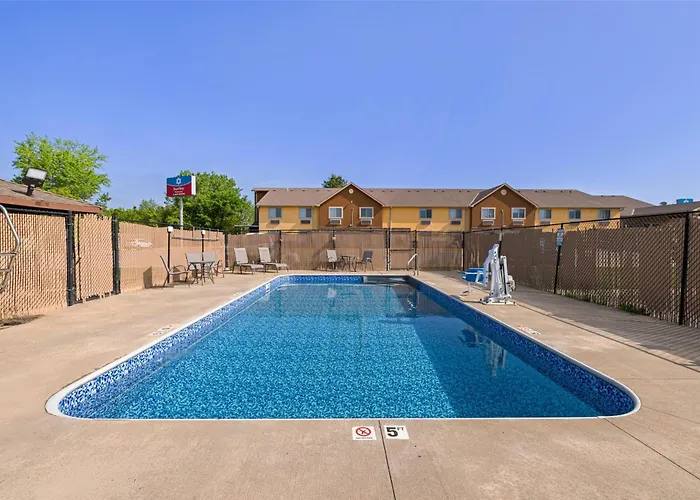 Surestay Plus Hotel By Best Western Kearney