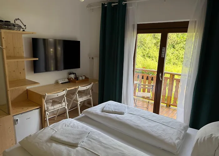 Garsten Hotels
