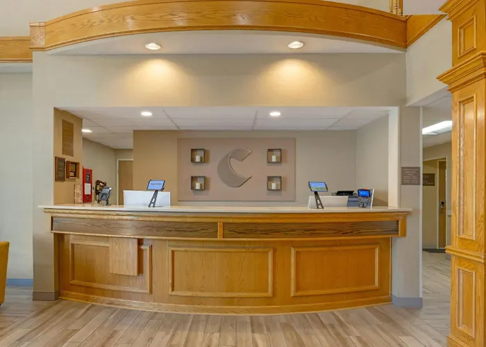 Comfort Suites Salem