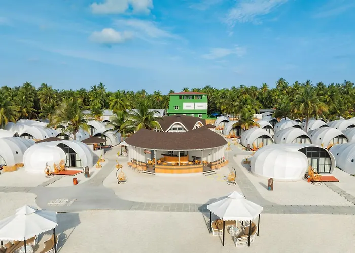 LAKSHADWEEP Hotels