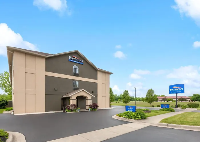 Baymont By Wyndham Paw Paw Hotel