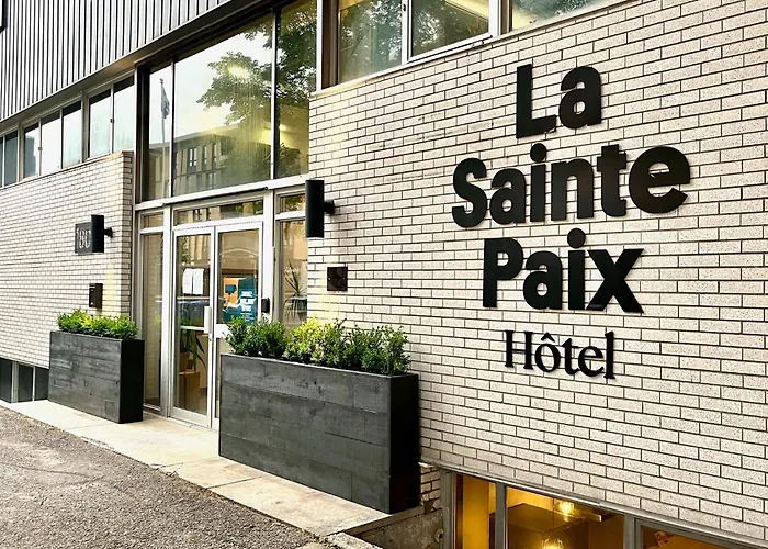 Ile d'Orleans Hotels
