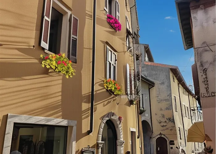 Malcesine Hotels