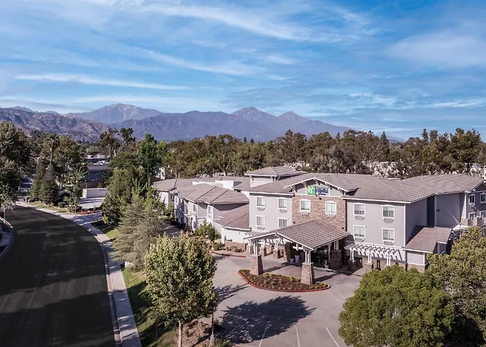 Holiday Inn Express Hotel & Suites San Dimas By Ihg