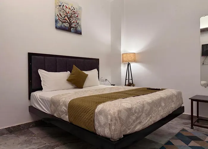 Prayagraj Hotels