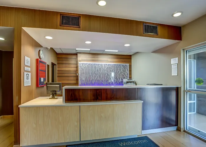 Comfort Inn & Suites Memphis East