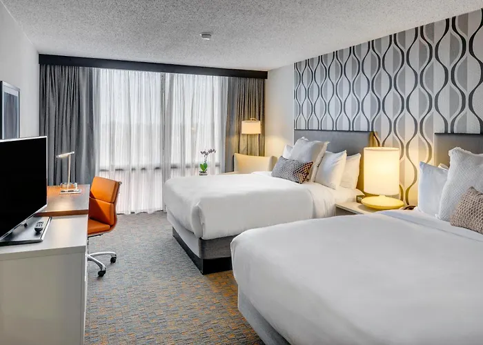 Wyndham Fort Smith City Center