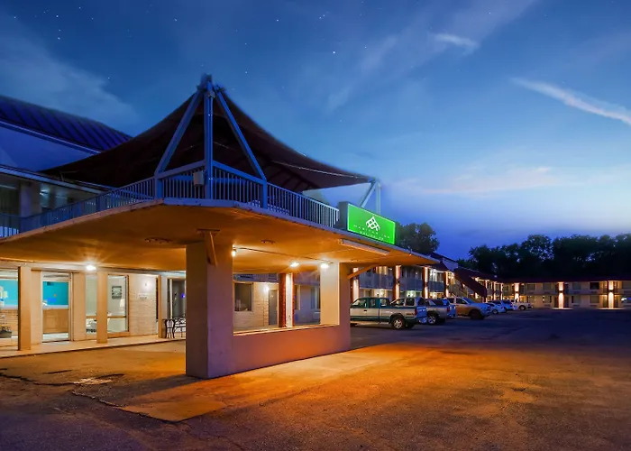 Surestay Hotel Salina