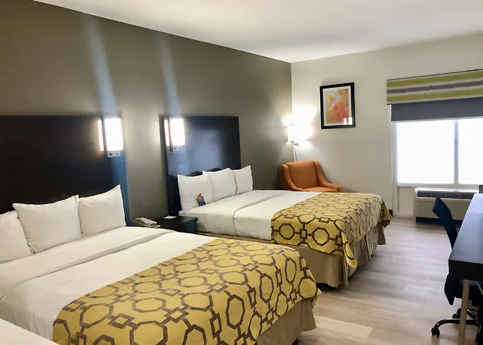 Baymont By Wyndham Warrenton Hotel