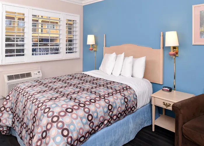 Napa Valley Hotel & Suites