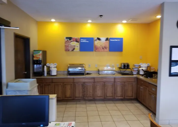 Comfort Inn Jamestown South