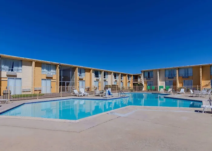 Days Inn By Wyndham Del Rio