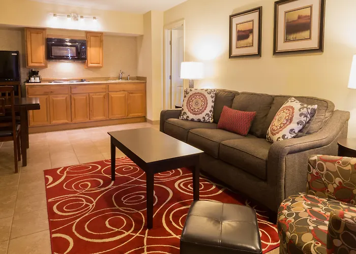 Marina Inn & Suites Chalmette-New Orleans