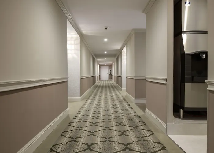 Woodcrest Hotel Cupertino Santa Clara