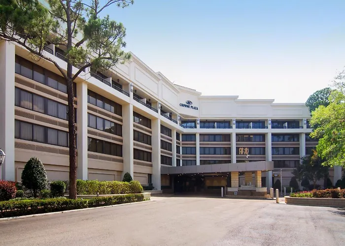 Crowne Plaza Executive Center Baton Rouge By Ihg Hotel