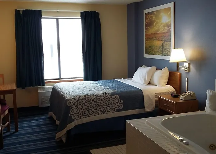 Days Inn By Wyndham Johnson Creek