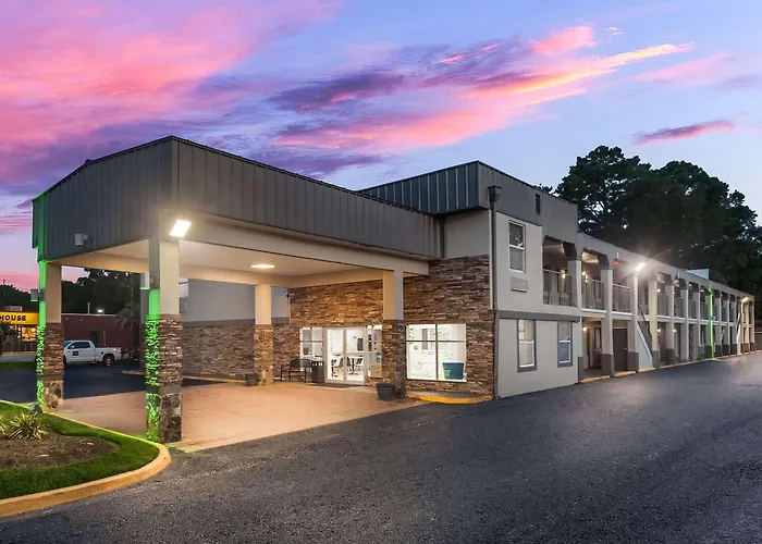 Quality Inn Charleston - West Ashley