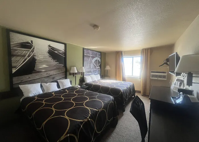 Super 8 By Wyndham Macon Motel
