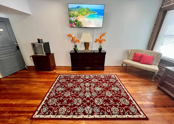 Artisan Downtown Hotel DeLand