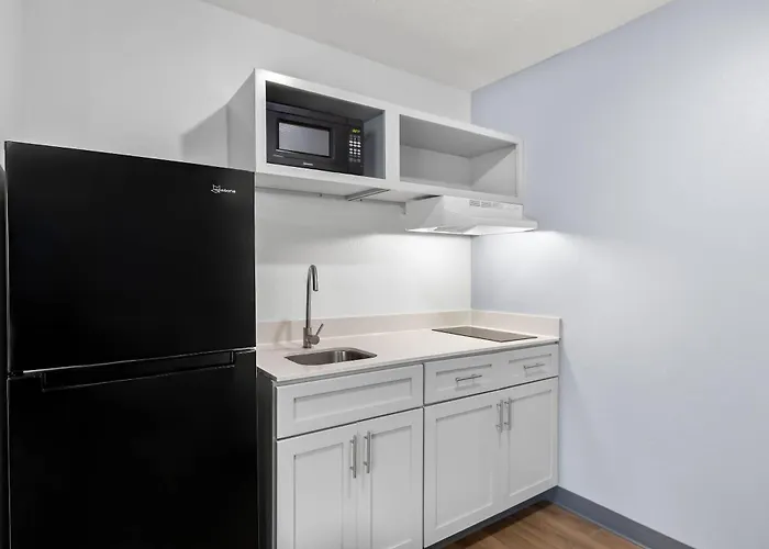 Birch Hill Suites - Lakeland