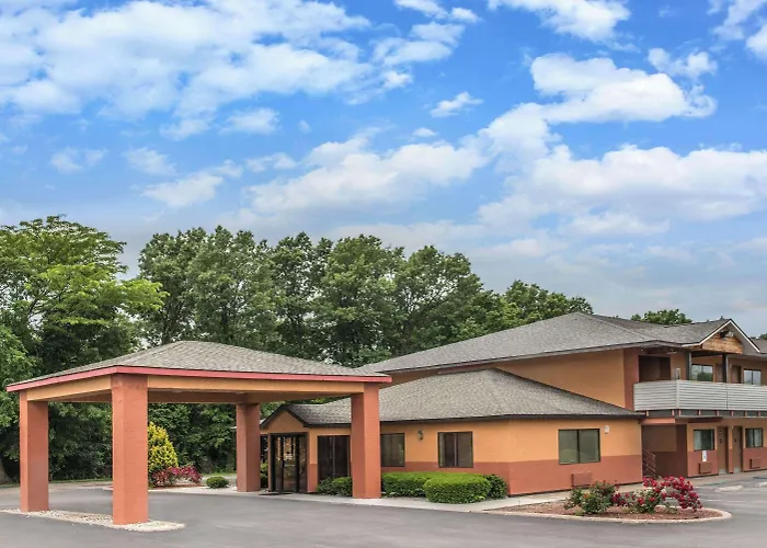 Days Inn By Wyndham Kingdom City