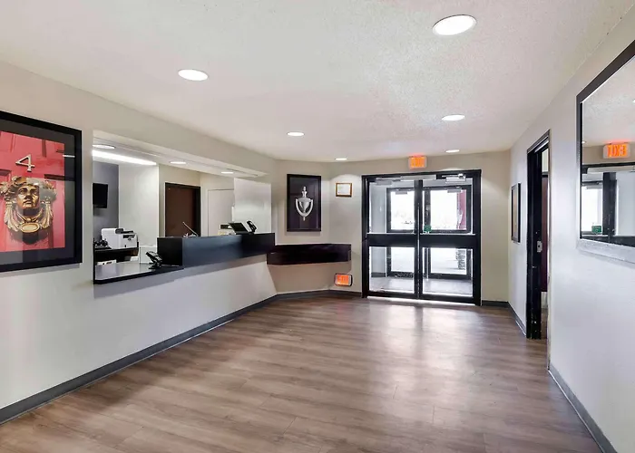 Extended Stay America Suites - Kansas City - South