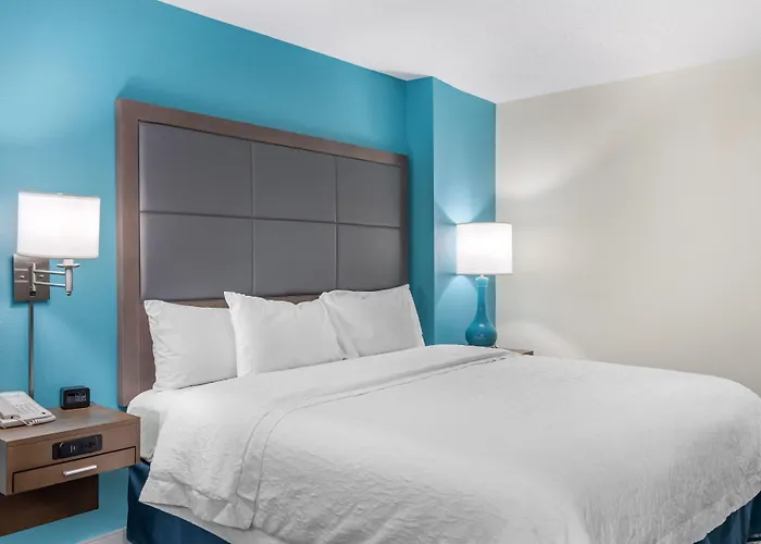 Hampton Inn Adel